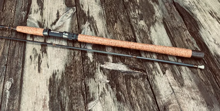 BLASS XF 315cm - "Dziś piękność twą w całej ozdobie widzę i opisuję" — wędka na zamówienie z pracowni KawaleC